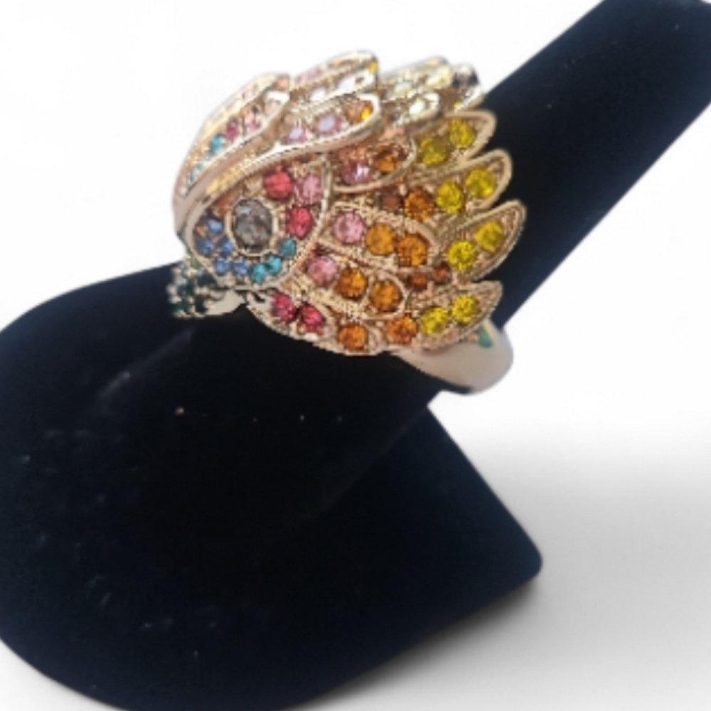 NEW! KURT GEIGER Multi-color Crystal Rainbow Color Eagle Cocktail Ring 8. - Picture 4 of 7
